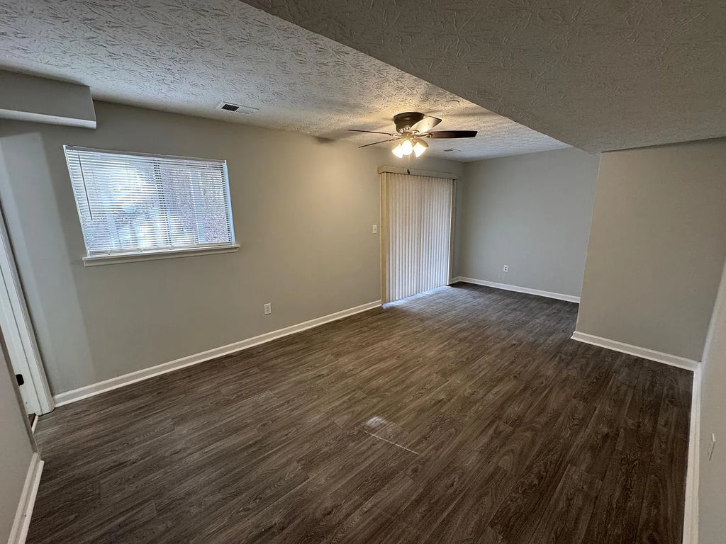 3921 Chimney Ridge Ct, Ellenwood, GA 30294