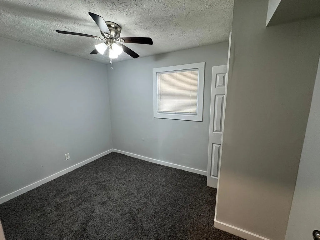 7018 Stephens Dr, Rex, GA 30273