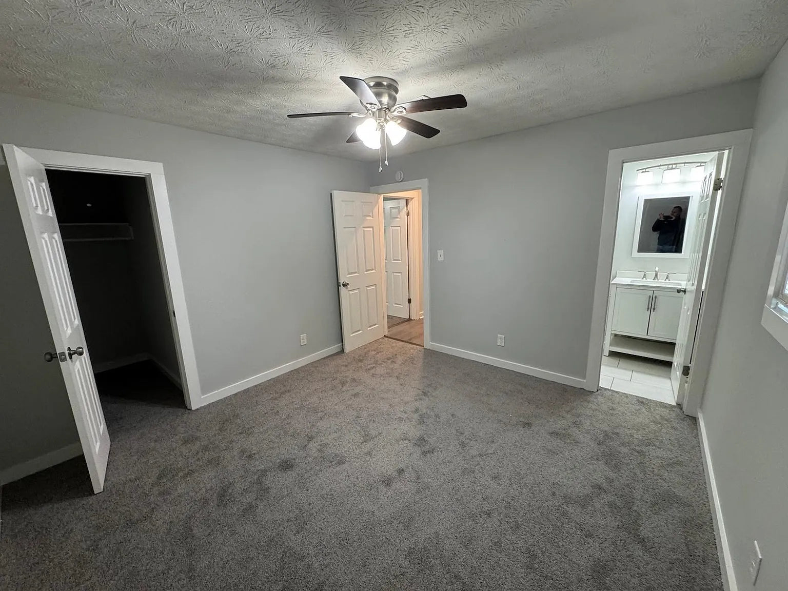 7018 Stephens Dr, Rex, GA 30273